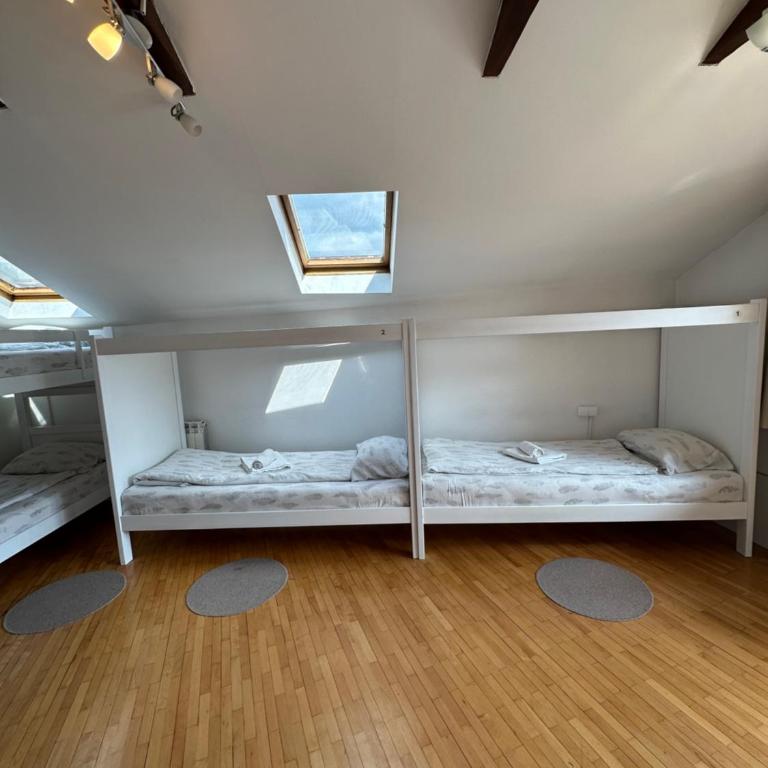 One Love - Bed in 6-Bed Dormitory Room - 10