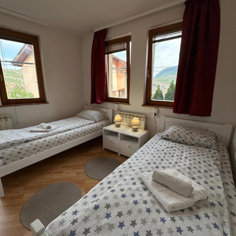 One Love - Twin Room with City View - 2