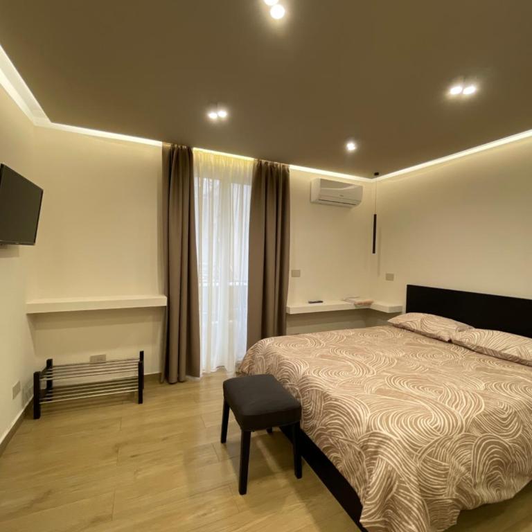 Élite Etnea - Double Room with Balcony - 5