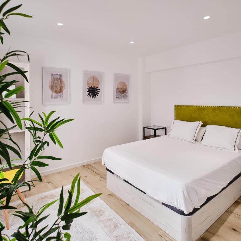 Carmen flat - Two-Bedroom Apartment - 9