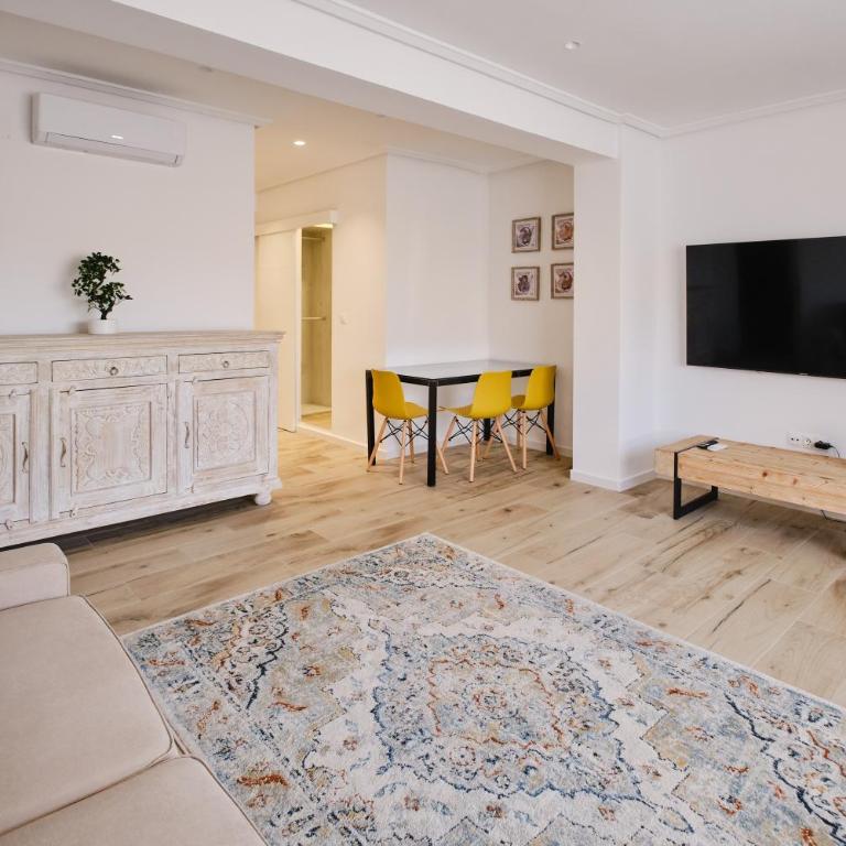 Carmen flat - Two-Bedroom Apartment - 6