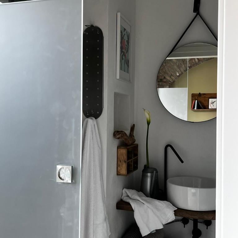 Loft G Hospitality - Double Room with Patio - 11