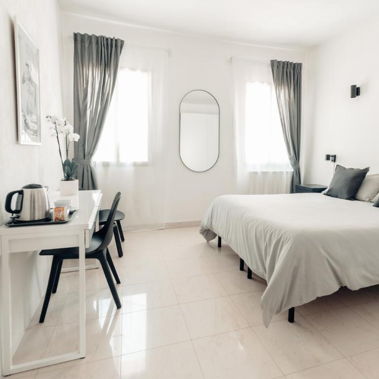 Cà Zorzi - 2 minutes from Biennale & Canal view - APE G - Two-Bedroom Apartment - 8