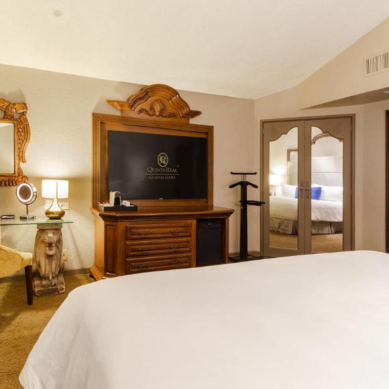 Quinta Real Guadalajara - Suite Master con cama extragrande - 7