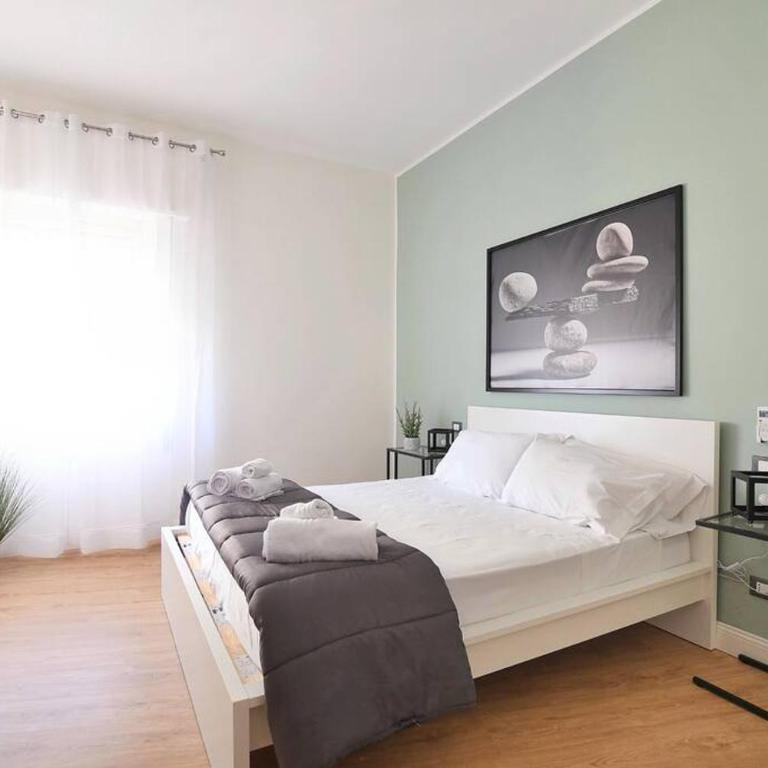 iFlat Normanni Lounge Apartment - Three-Bedroom Apartment - 1