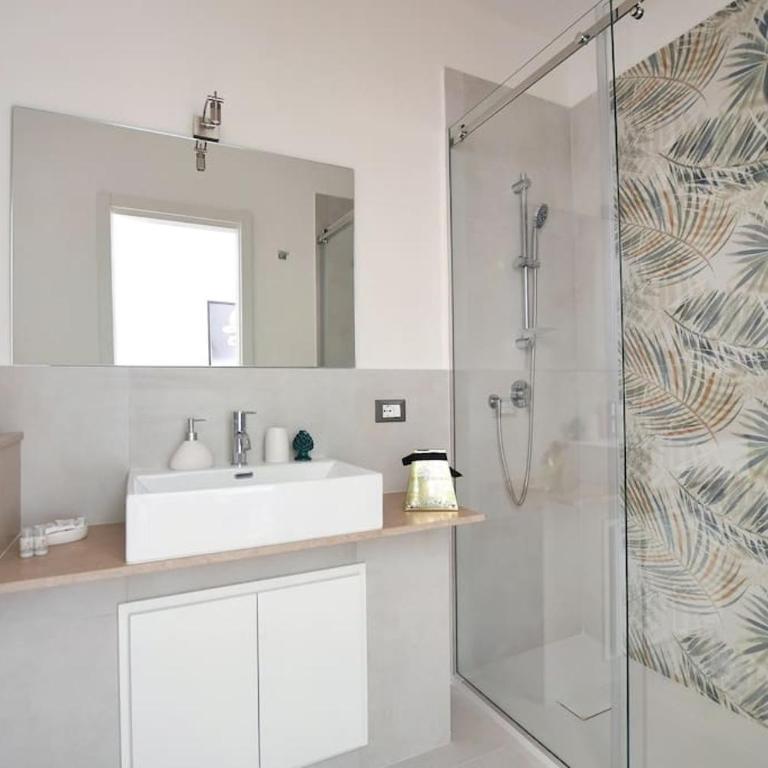 iFlat Normanni Lounge Apartment - Three-Bedroom Apartment - 11