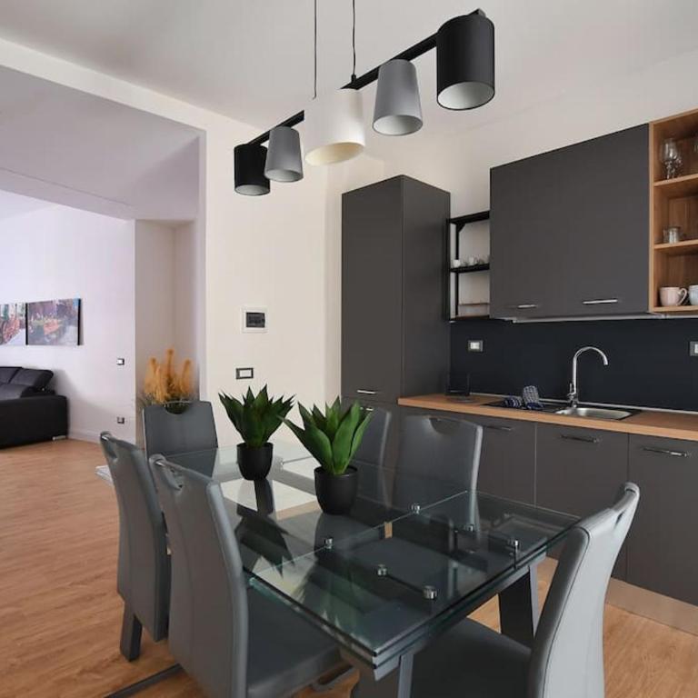 iFlat Normanni Lounge Apartment - Three-Bedroom Apartment - 21