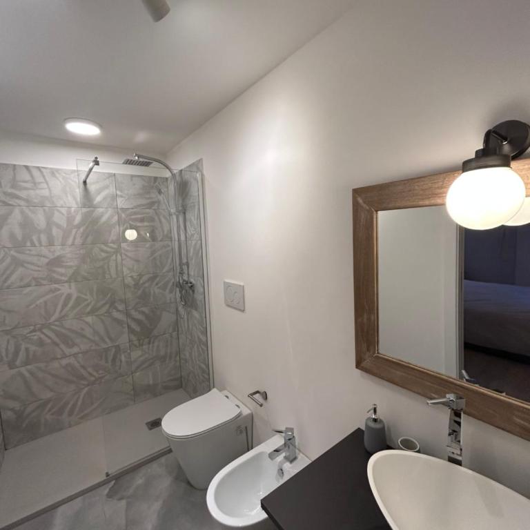 Splendido Loft Centro Storico Parma - Appartamento con 1 Camera da Letto - 6