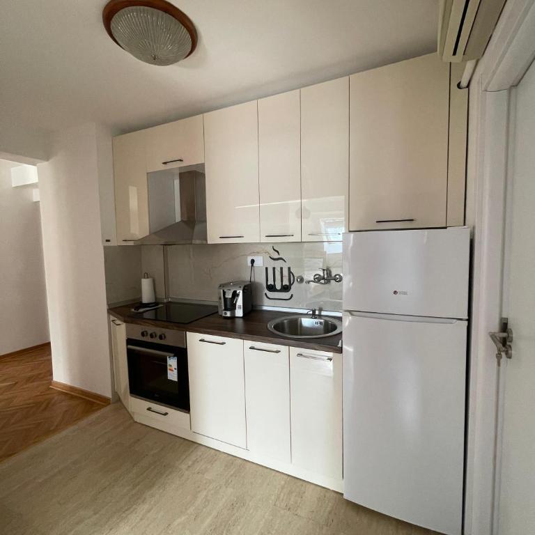 BMM LUX APARTMENT CENTAR - Apartman sa 2 Spavaće Sobe - 35