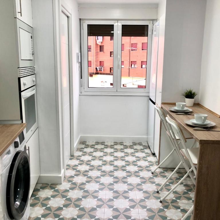 Céntrico, acogedor y luminoso - Apartamento de 3 dormitorios - 18