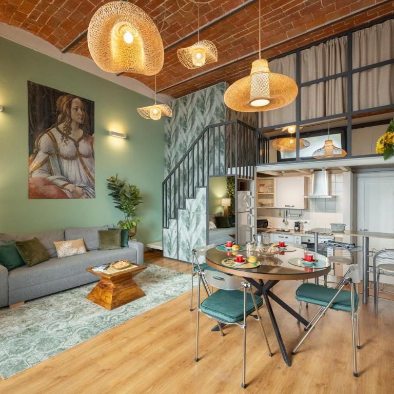 Via Cimabue 8b - Florence Charming Apartments - Metropolitan Loft in Florence - 20 minute walk to city center - excellent base for exploring - less than 5 minute walk to the supermarket - amazing bakery on the corner - Loft - 1