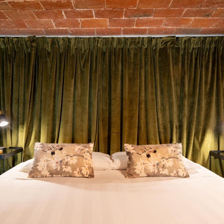 Via Cimabue 8b - Florence Charming Apartments - Metropolitan Loft in Florence - 20 minute walk to city center - excellent base for exploring - less than 5 minute walk to the supermarket - amazing bakery on the corner - Loft - 15