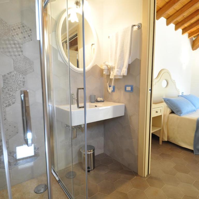 Le Anfore Hotel - Camera Matrimoniale con Patio e Vista Giardino - 6