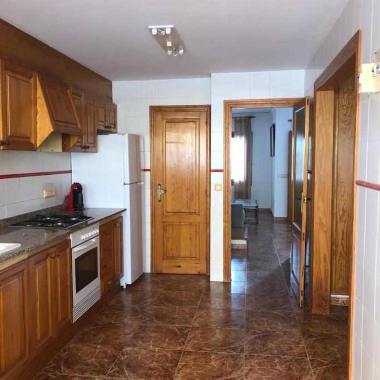 Casa adosada Playa de Gandia (2 plantas) - Four-Bedroom House - 12