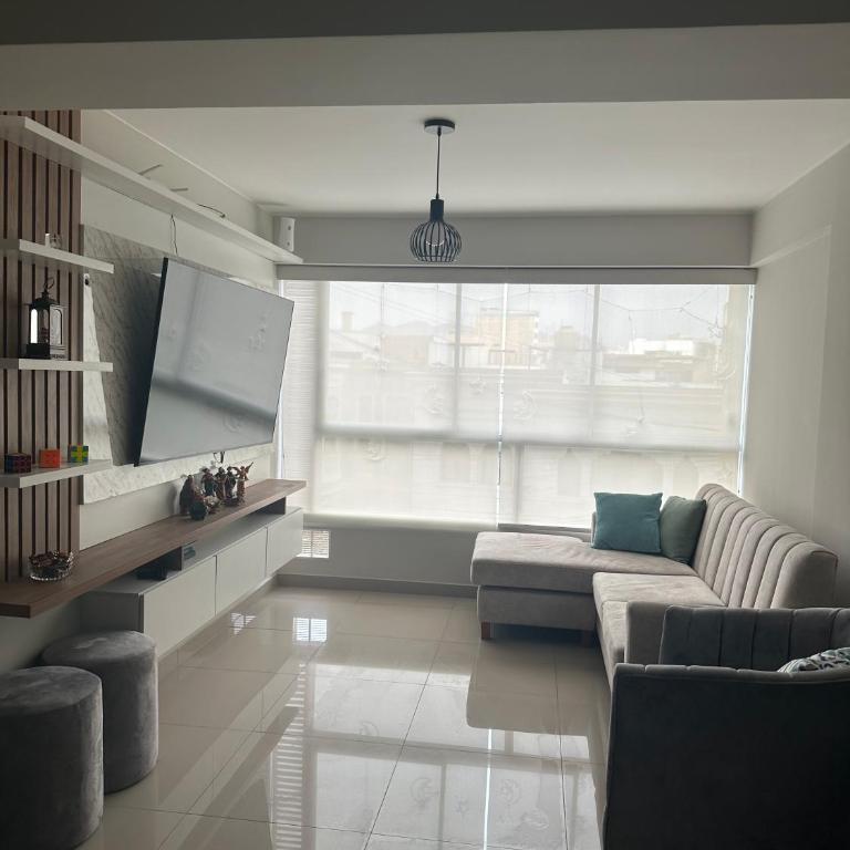 Apartamento 3 habitaciones, Santa Beatriz - Perú - One-Bedroom Apartment - 16
