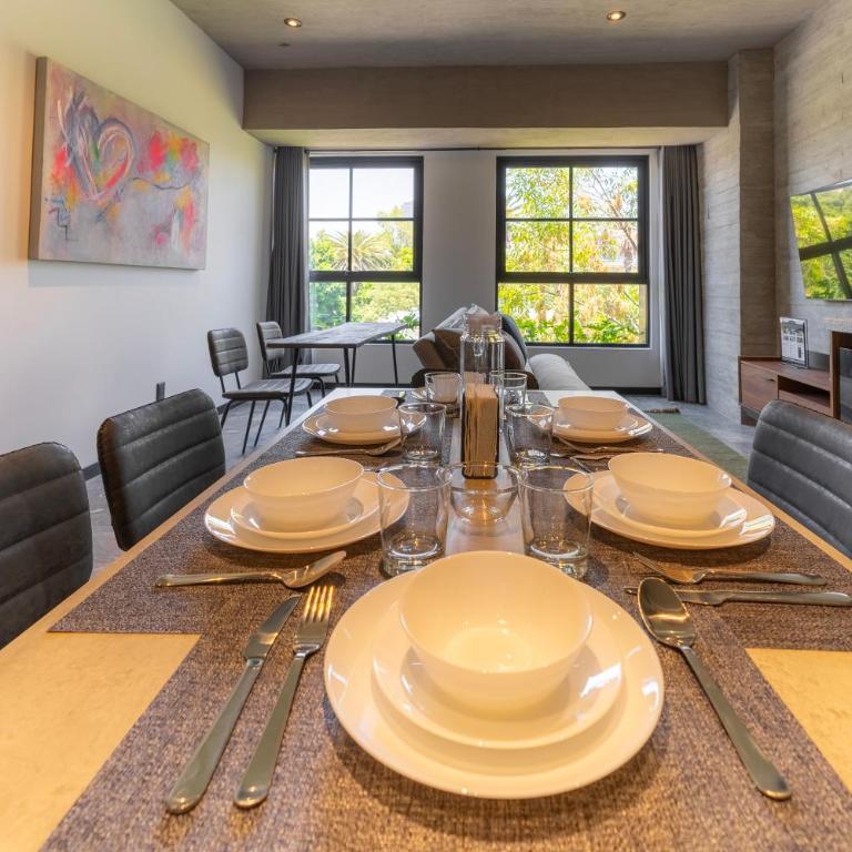 Park Condesa by Capitalia - Luxury Apartment, 2 Bedrooms, Balcony, Street View - 10