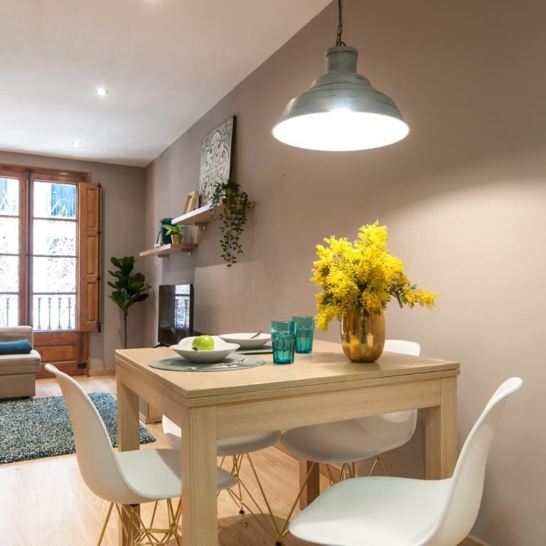 Casa PILAR Central By MyRentalHost - Two-Bedroom Apartment - 16