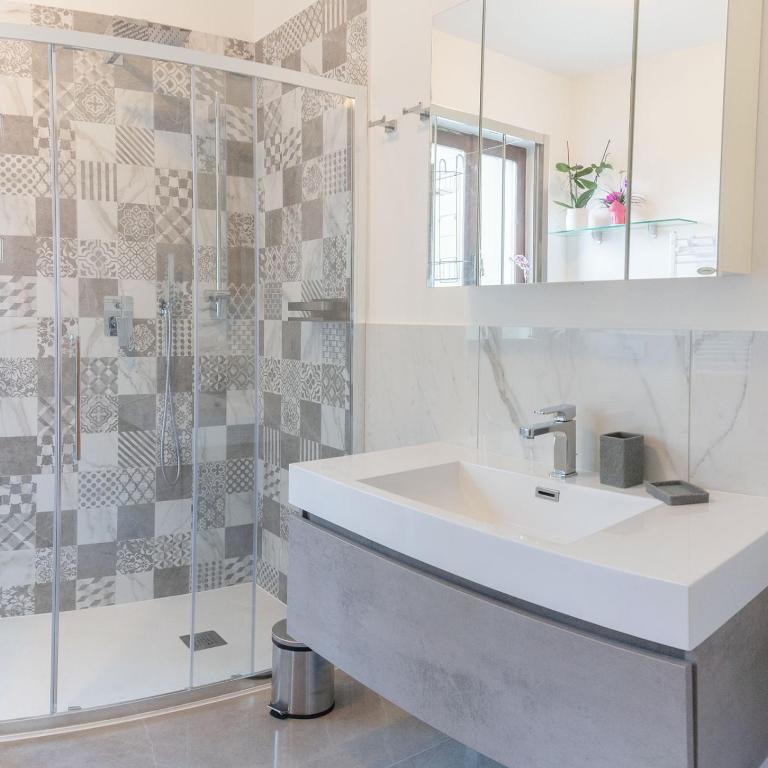 CASA SOLE - Appartamento con 1 Camera da Letto - 17