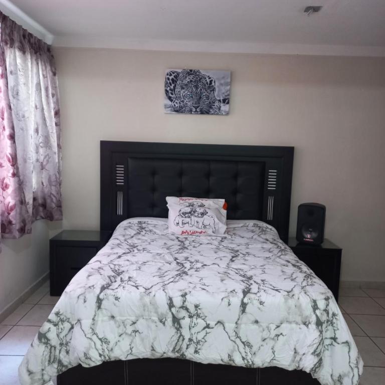 "Crown Marquiz, Apartamentos" - Apartamento de 3 dormitorios - 37