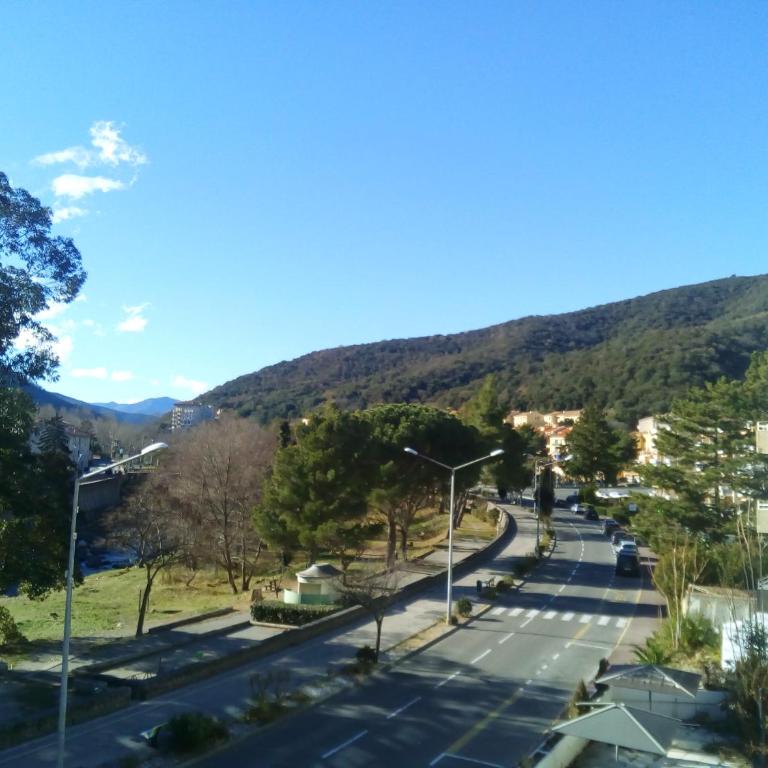 Studio Petite Provence vacances ou cure vue montagne - Studio with Balcony - 13