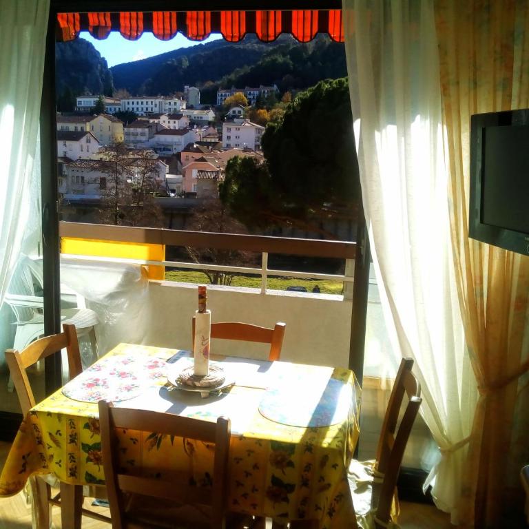 Studio Petite Provence vacances ou cure vue montagne - Studio with Balcony - 7