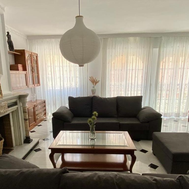 En playa, céntrico y acogedor - Apartamento de 3 dormitorios - 35