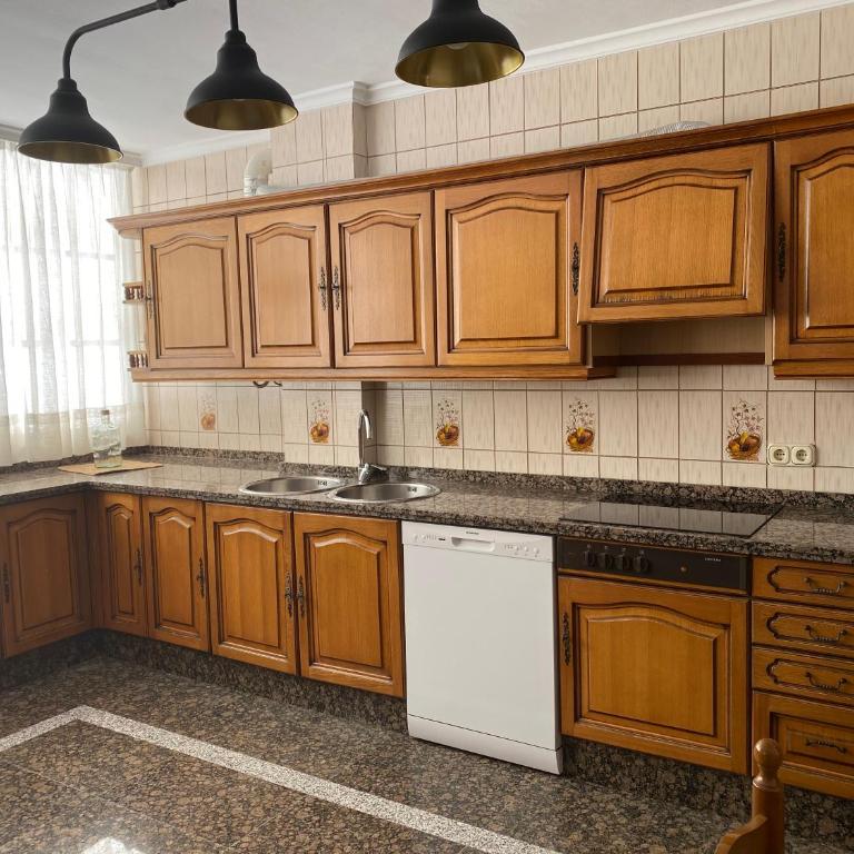 En playa, céntrico y acogedor - Apartamento de 3 dormitorios - 42