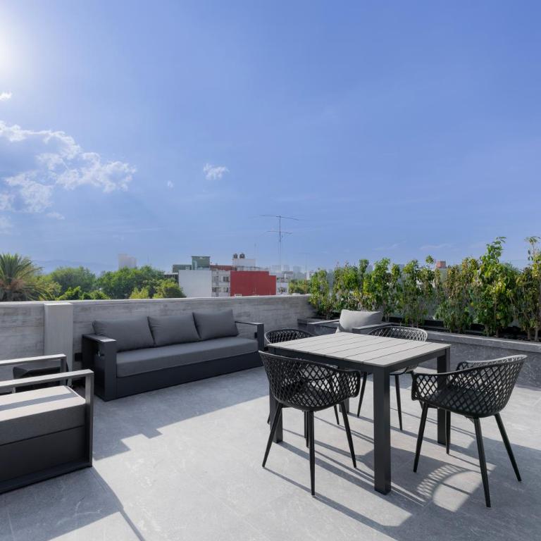 Park Condesa by Capitalia - Luxury Apartment, 2 Bedrooms, Balcony, Street View - 31