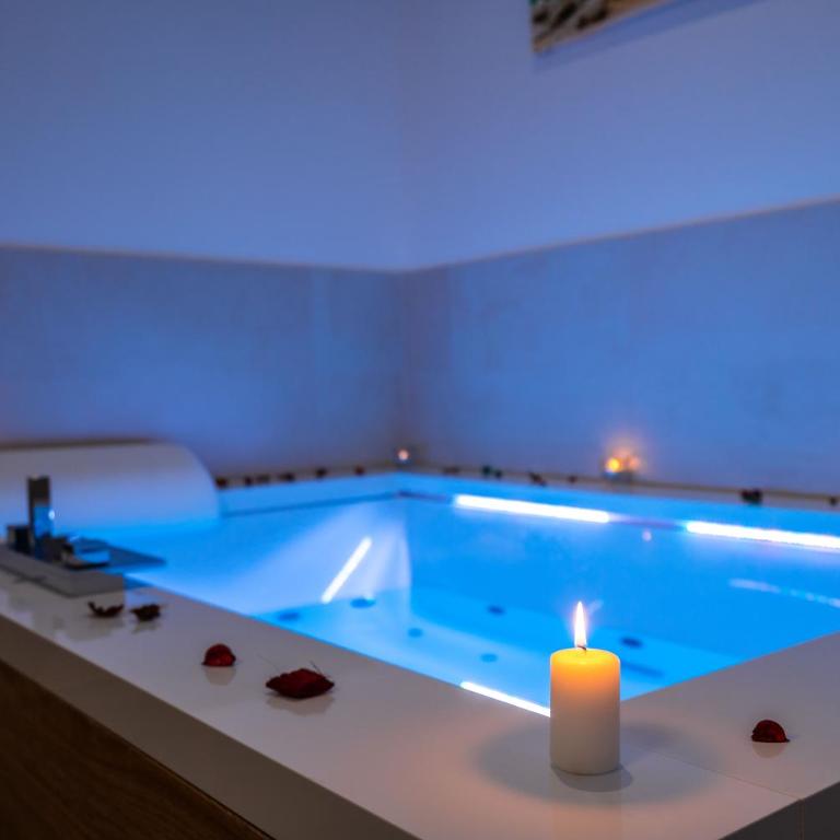 Le Querce Farmhouse - Suite Deluxe con Vasca Idromassaggio - 3