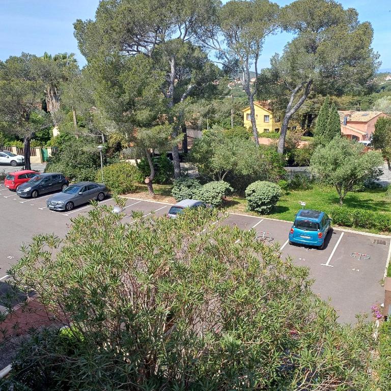 Vacances Bord de Mer résidence piscine tennis - Apartment mit 1 Schlafzimmer - 44