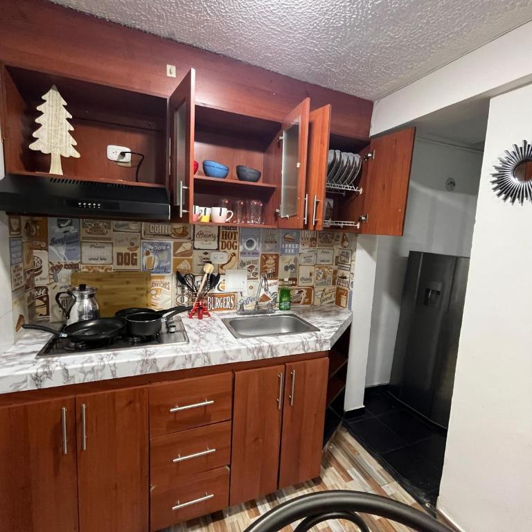 Apartasuite PRIVADO Cerca Al Aeropuerto - Apartamento Deluxe - 18