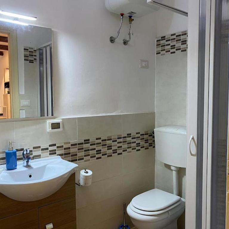 Casuzza palazzo storico, Stazione Centrale Palermo - Appartamento - Piano Terra - 30