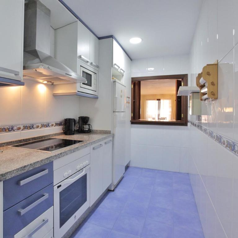 Wavefront Retreat by gms apartamentos - One-Bedroom Apartment - 14