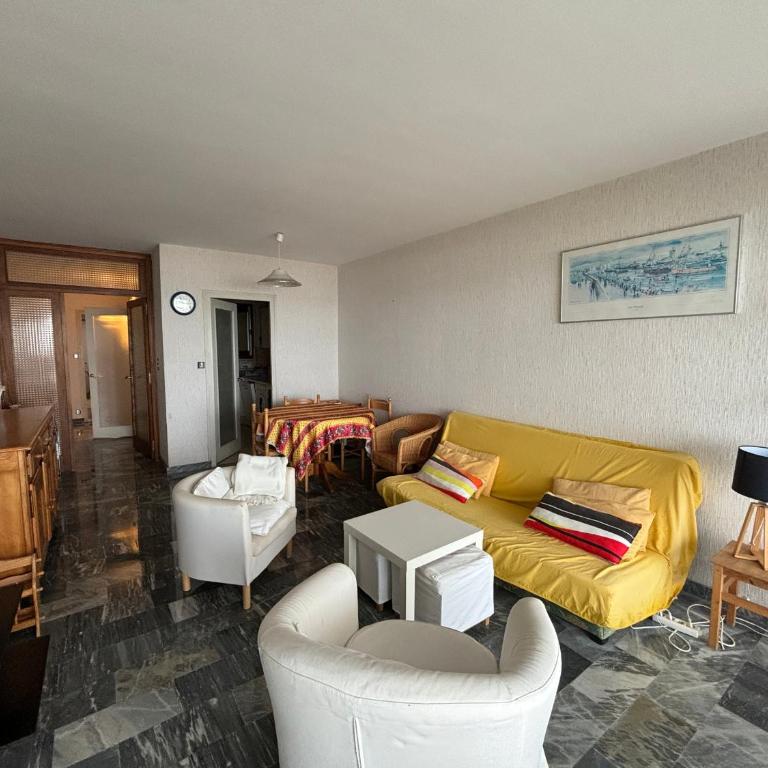 Appartement 2 chambres face à la mer avec balcon et wifi - FR-1-197-428 - Apartment (4 Adults) - 8