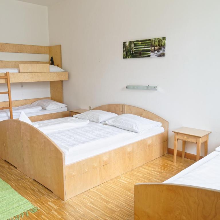 Jugend- und Familiengästehaus Cap Wörth - Fünfbettzimmer mit Gemeinschaftsbad - 17