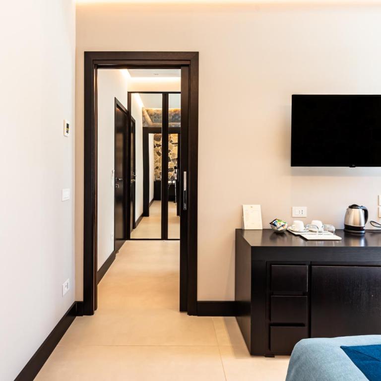 Ngonia Bay Boutique Hotel - Junior Suite con Vista Mare Laterale - 3