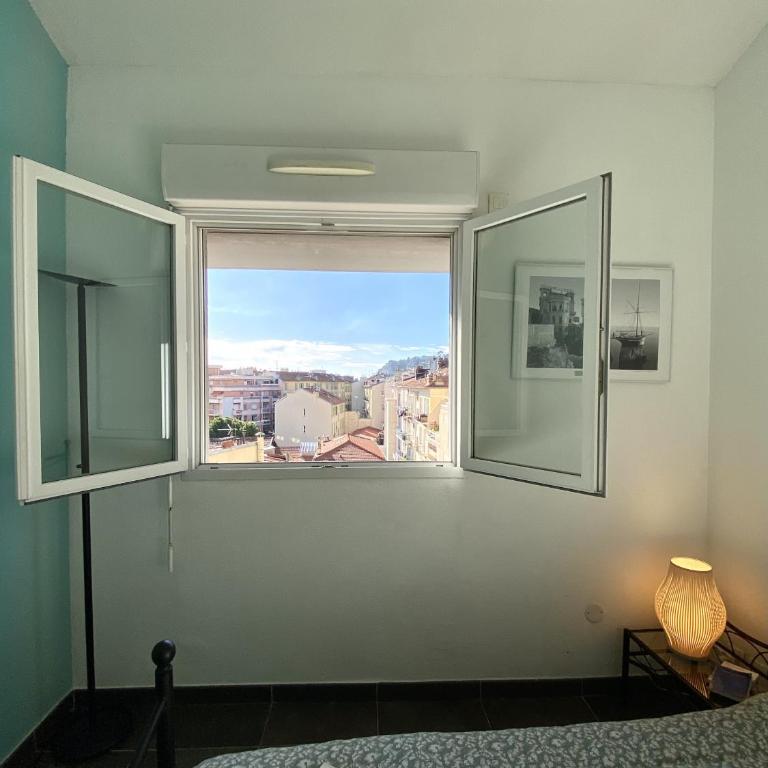 TOBIAS - Appartement Duplex 4 personnes Quartier Riquier Nice - Appartement 2 Chambres - 11
