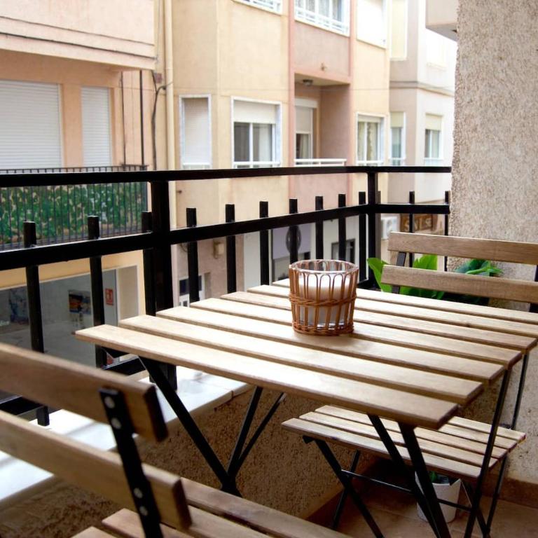 Disfruta de Santa Pola, acogedor apartamento en el centro. - Apartamento de 1 dormitorio - 1