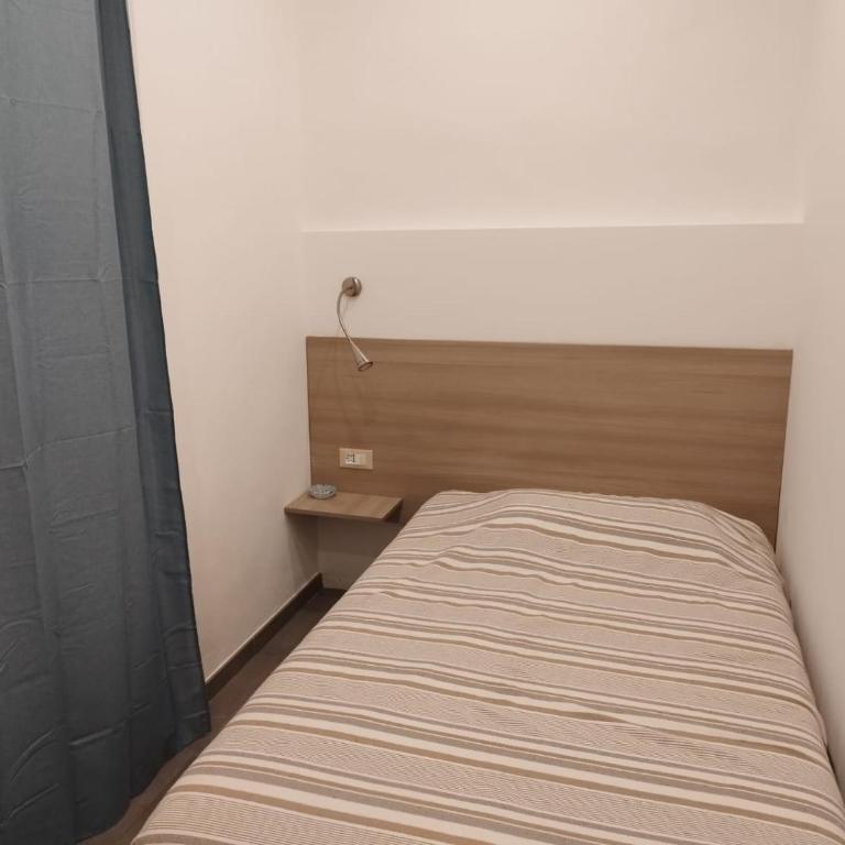 Mare dentro rooms - Camera Singola con Bagno Privato - 2