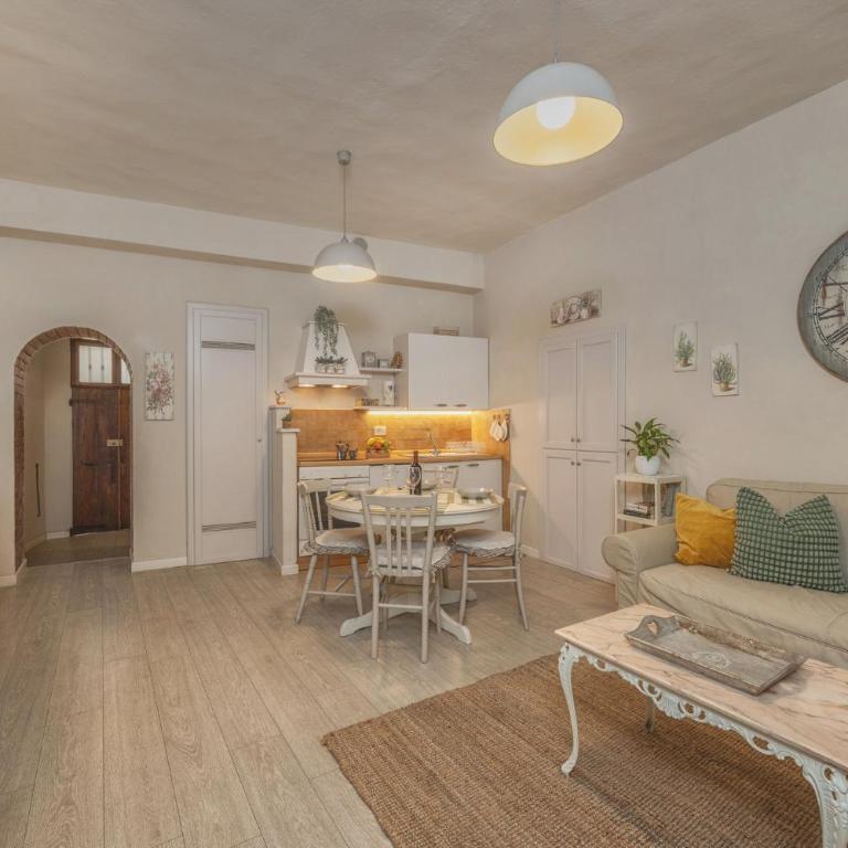 "Casa Tarconte" nel cuore di Cortona - Appartamento - 11