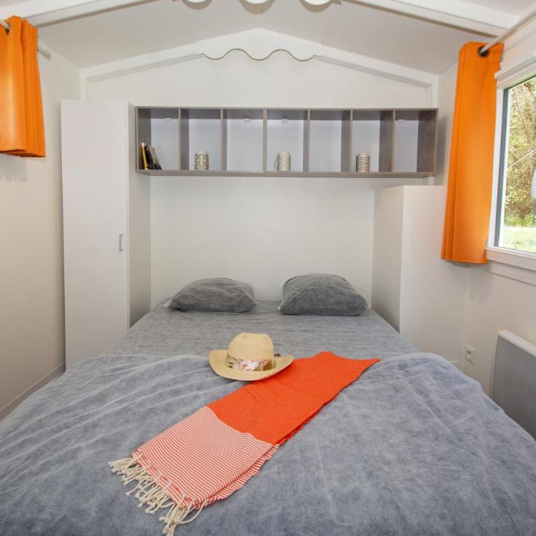 A La Rencontre Du Soleil - Camping - Bungalow - 5