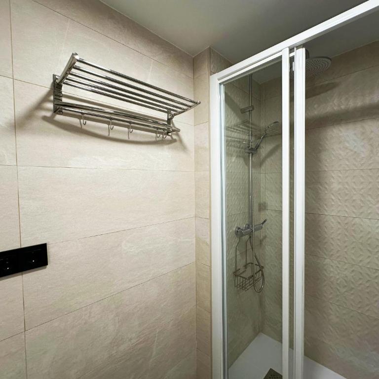 Top Floor Sea View Central Apartment with Seasonal Pool Walking Distance to the Beach by Namaste Elite - Estudio con vistas al mar - 17