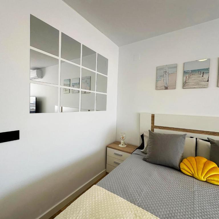 Top Floor Sea View Central Apartment with Seasonal Pool Walking Distance to the Beach by Namaste Elite - Estudio con vistas al mar - 21