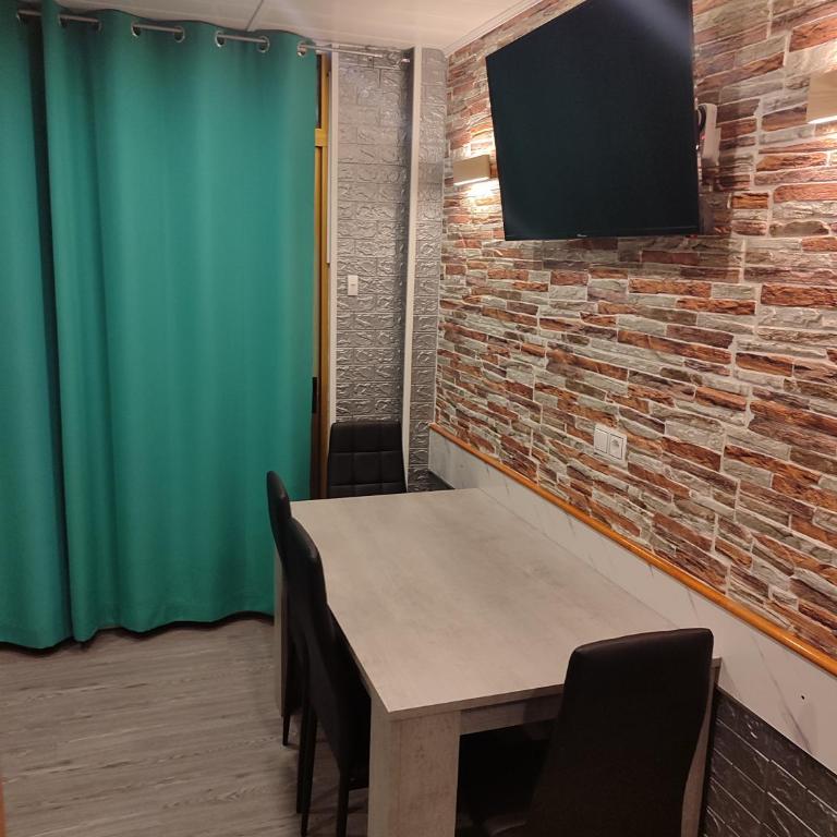 Estudio atico con piscina "Solsalou" Edificio Inter 2 - One-Bedroom Apartment - 5