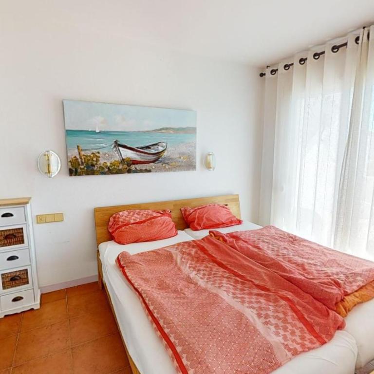 Royal Marine I GA 4-6 - Two-Bedroom Apartment - 9