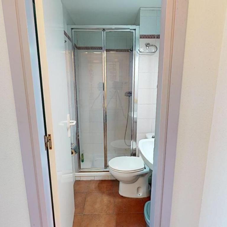 Royal Marine I GA 4-6 - Two-Bedroom Apartment - 10