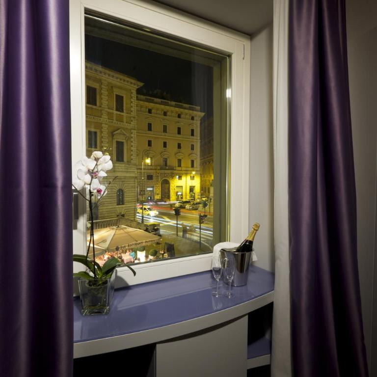 Navona Rooms - Camera Matrimoniale Economy - 4