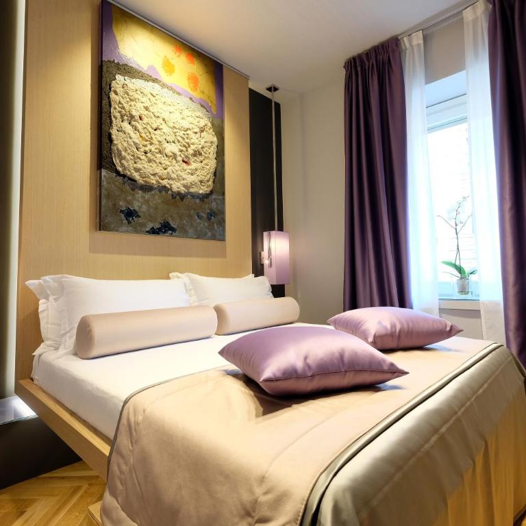 Navona Rooms - Camera Matrimoniale Economy - 1
