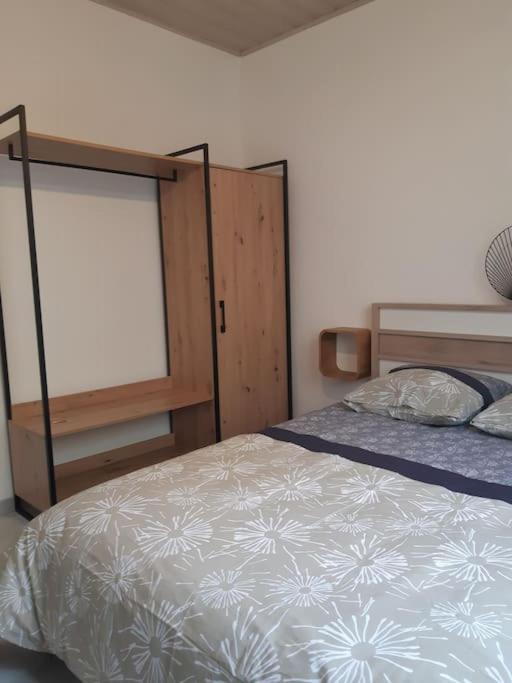 LES PIEDS DANS L'EAU - Appartement 3 Chambres - 33