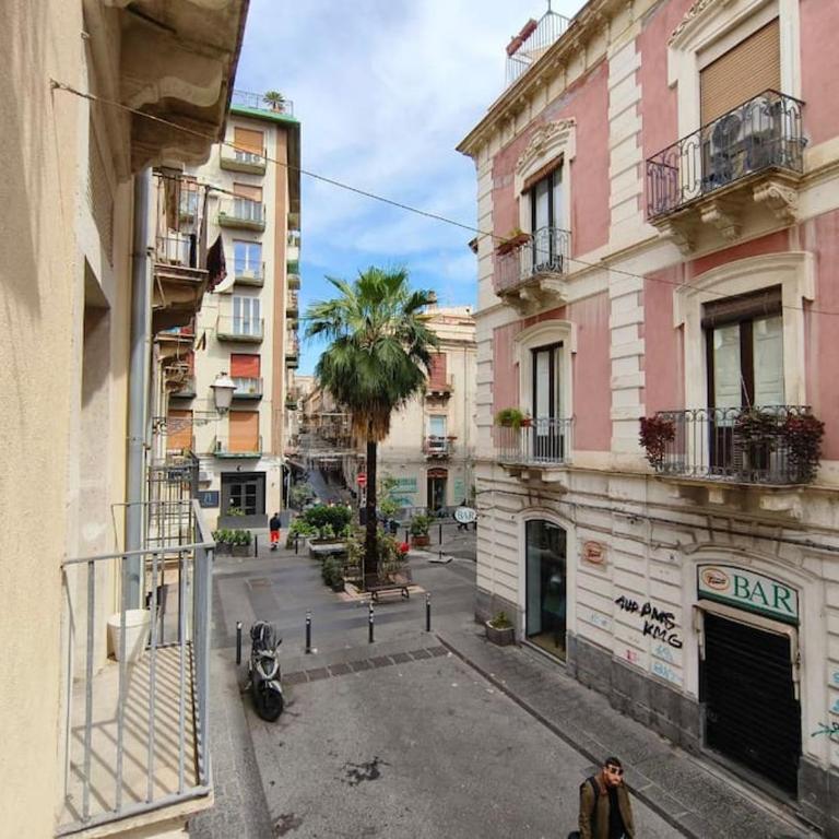 RetroEtnea - Appartamento in centro storico - con camere comunicanti - Appartamento con 2 Camere da Letto - 14